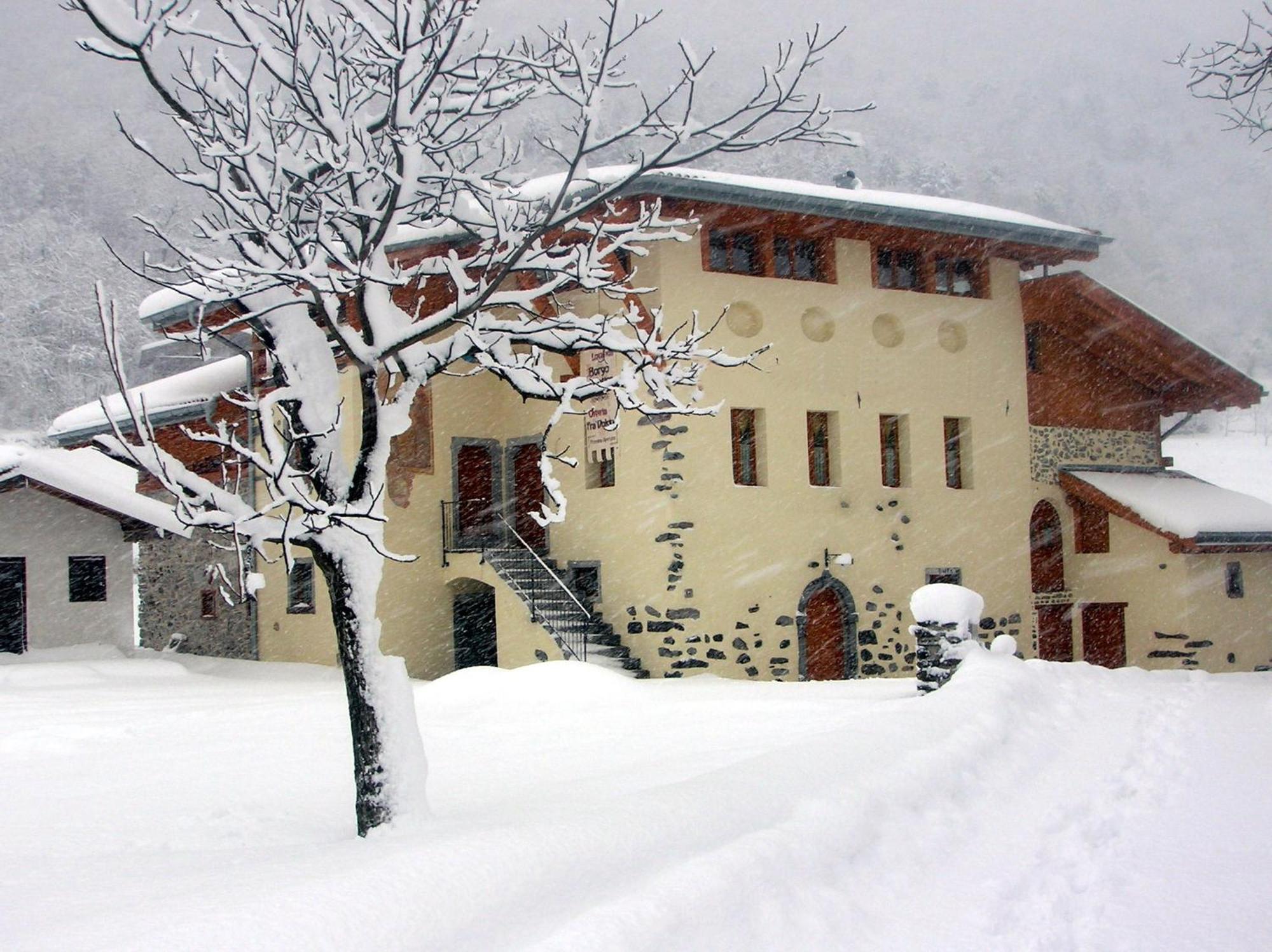 Locanda Borgo Chiese Hotel Condino Exterior photo