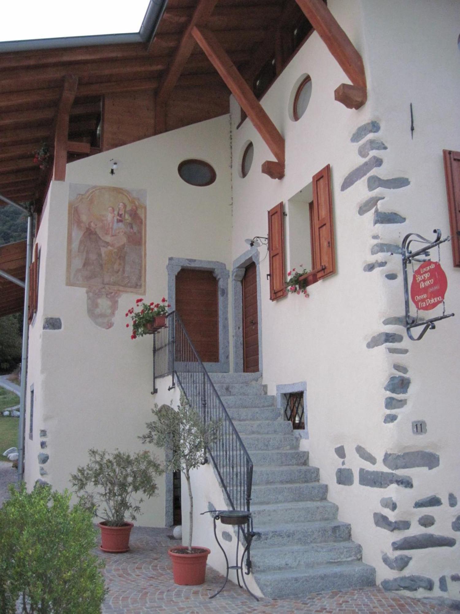 Locanda Borgo Chiese Hotel Condino Exterior photo